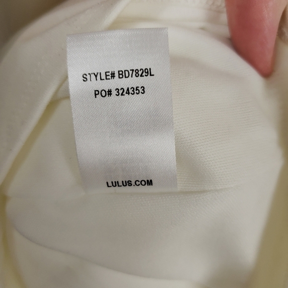 Lulu's Special Place Lace Off-the-Shoulder Dress new with tags sz xs - Picture 9 of 10